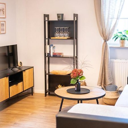 Toni Charming Apartment Im Idyllischem Villenviertel Mit Netflix 드레스덴 외부 사진