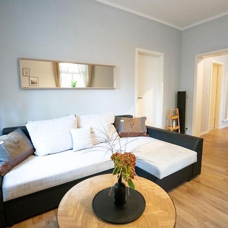 Toni Charming Apartment Im Idyllischem Villenviertel Mit Netflix 드레스덴 외부 사진