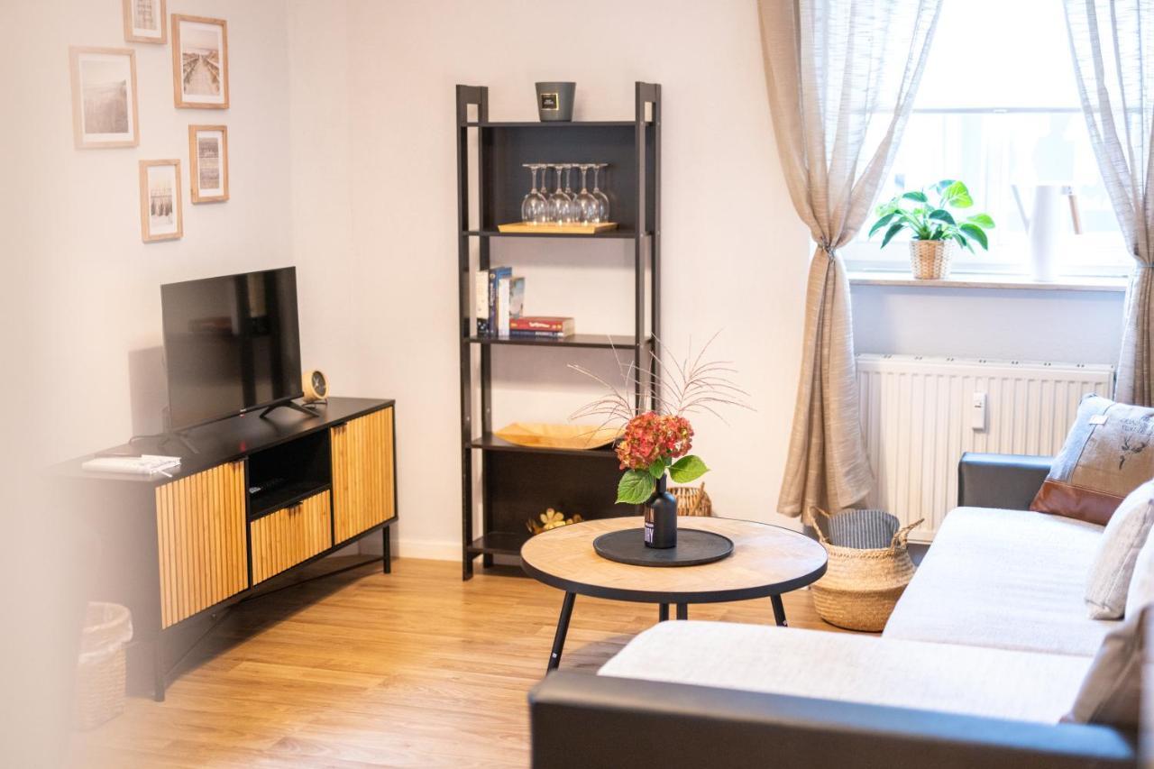 Toni Charming Apartment Im Idyllischem Villenviertel Mit Netflix 드레스덴 외부 사진